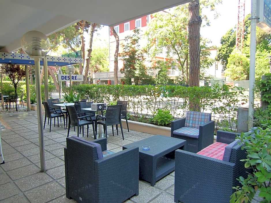 Hotel Desire'