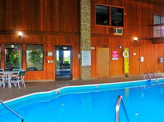 Royalton Inn & Suites Upper Sandusky