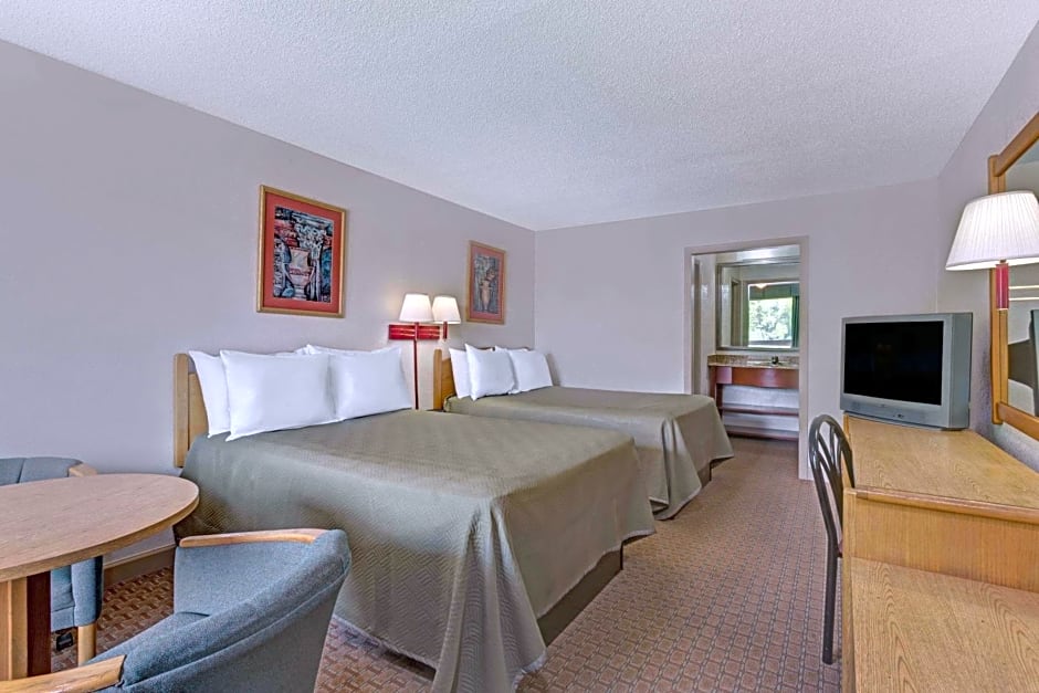 Travelodge by Wyndham Williamsburg Colonial Area