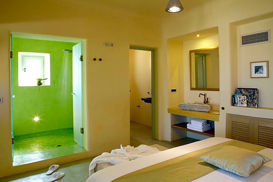 Voreina Gallery Suites