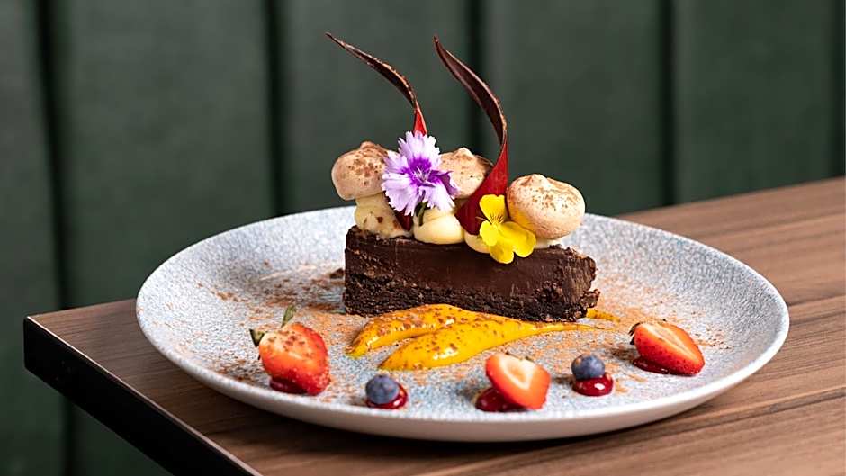 Holiday Inn London Gatwick - Worth By IHG