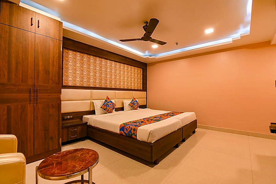 FabHotel Prime Glorious Palace – Calcutta, LA