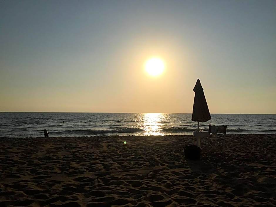 On Holiday Between Sky And Sea geco Di Campiglia pet friendly big garden