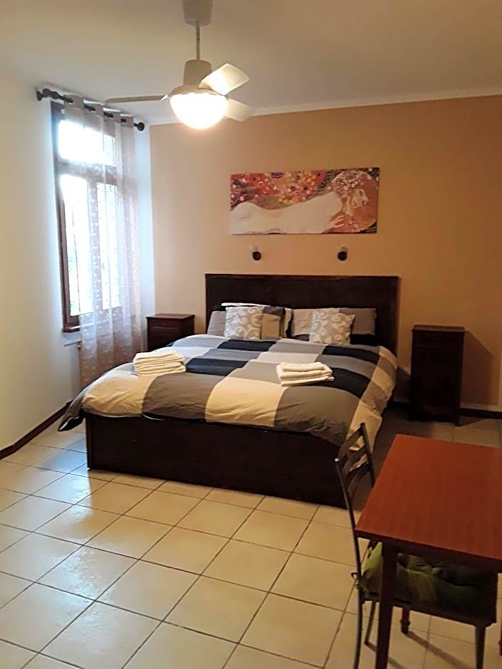 Camere Porto Vecchio con parcheggio a pochi passi dal castello