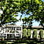 Forrest Hotel & Apartments