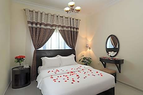 Deluxe One Bedroom Apartment
