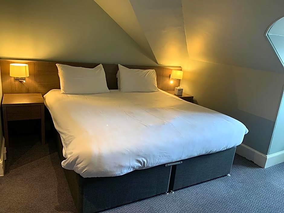 The Royal Hotel Elgin