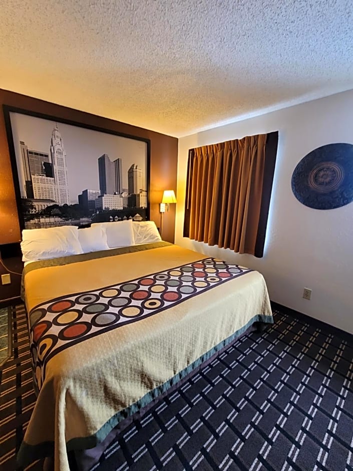 Super 8 by Wyndham Newcomerstown