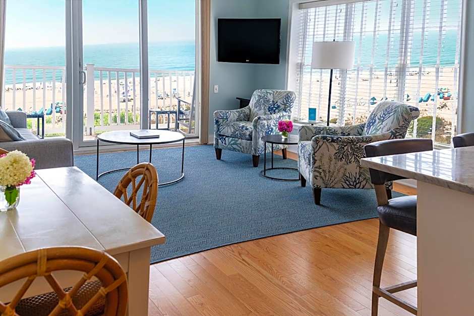 Sandpiper Beach Club