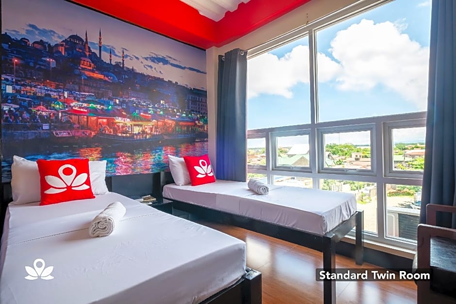 ZEN Rooms Universal Suite Bed and Breakfast