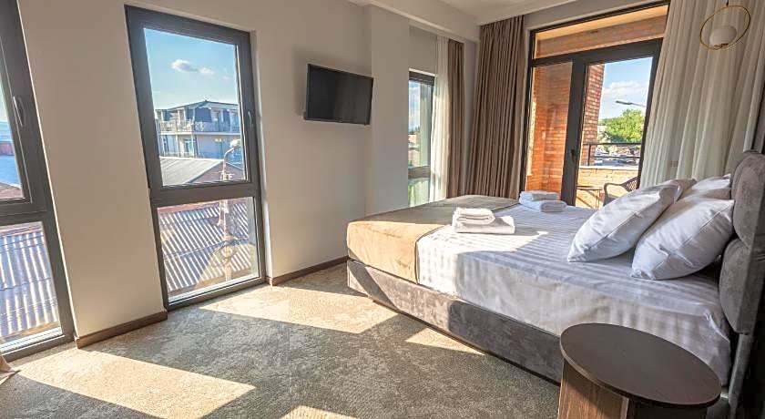 Bellevue Boutique Hotel – Tbilisi, MA