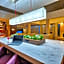 Courtyard by Marriott Hampton Coliseum Central