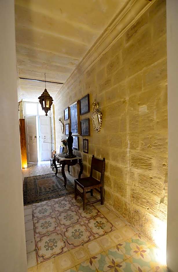 Paulos Valletta