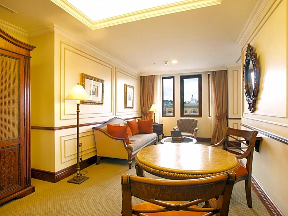 Plaza Grande Hotel