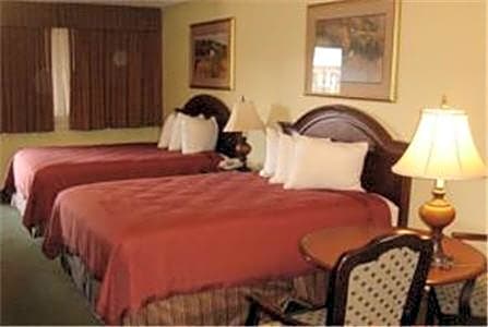 Double Room with Two Double Beds- Smoking 