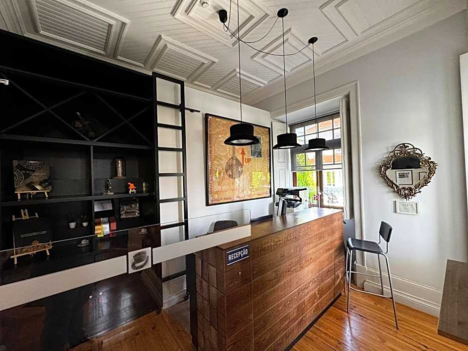 Penedo da Saudade Suites & Hostel