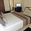 Mondrian Suite Hotel