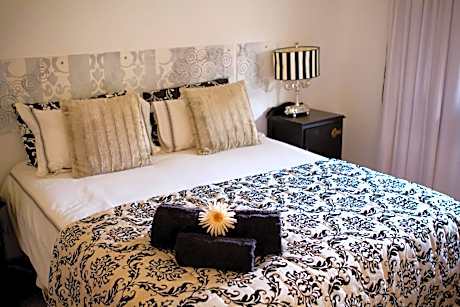 King Suite with Spa Bath