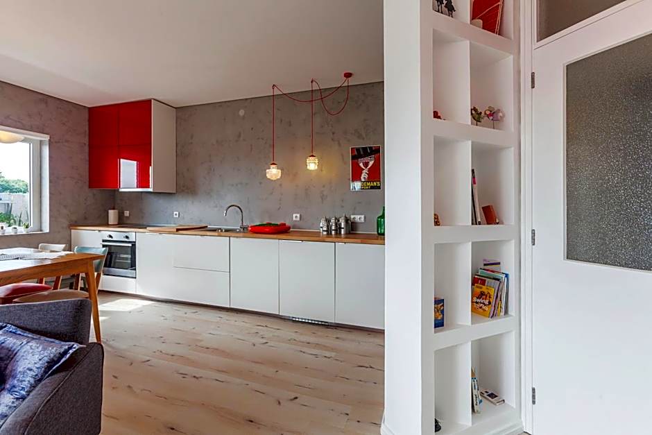 Spacious and Bright City Ap II