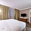 Hilton Garden Inn Southfield