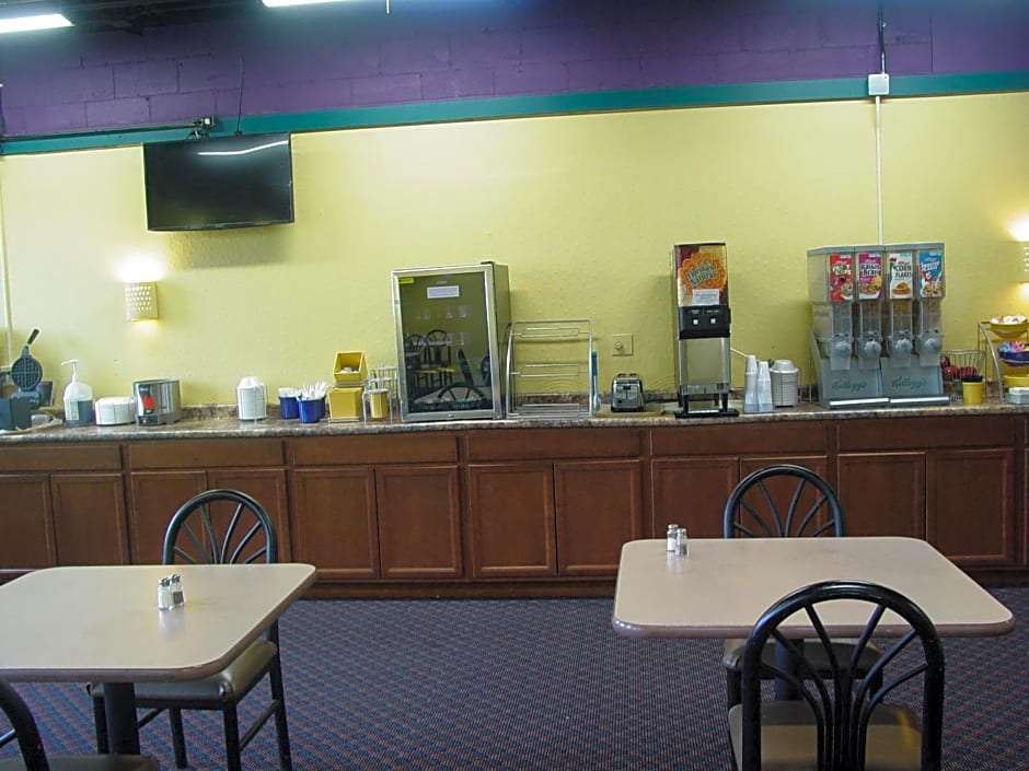 Days Hotel by Wyndham Danville Conference Center