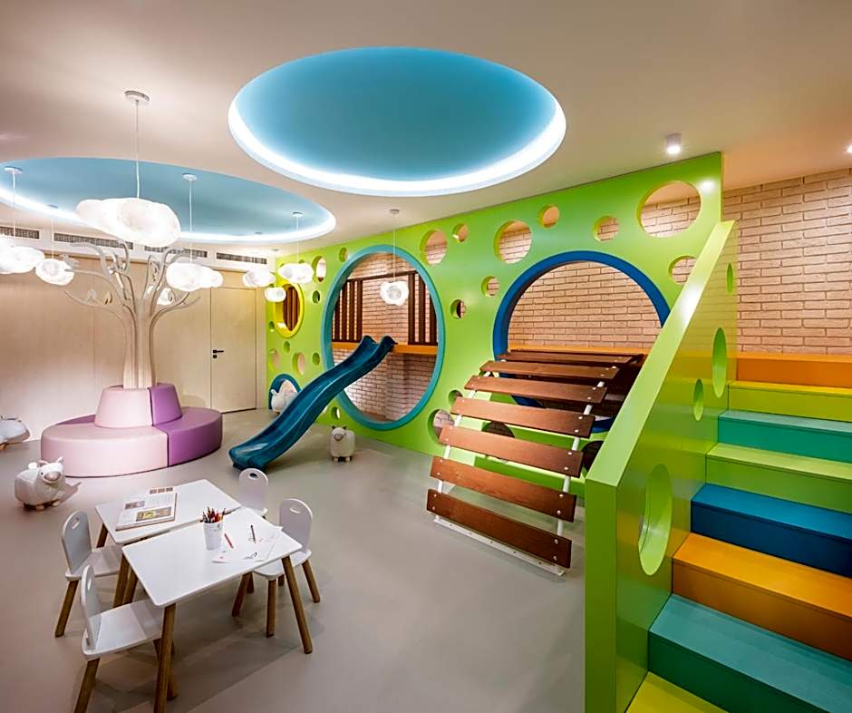 Kings' Valley Medical & Spa Hotel