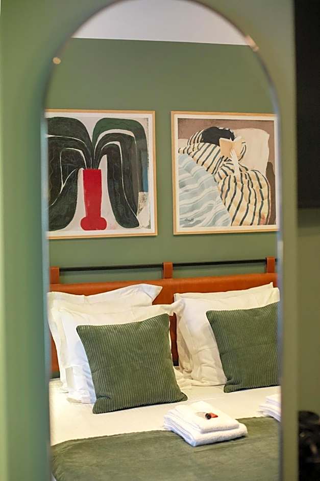 Gillis Eight Guest Rooms by Romy&Travis