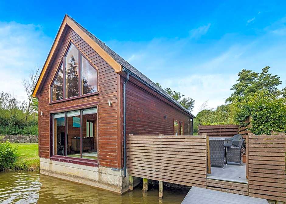 Anglesey Lakeside Lodges