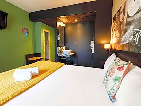 Double Room "Pop"
