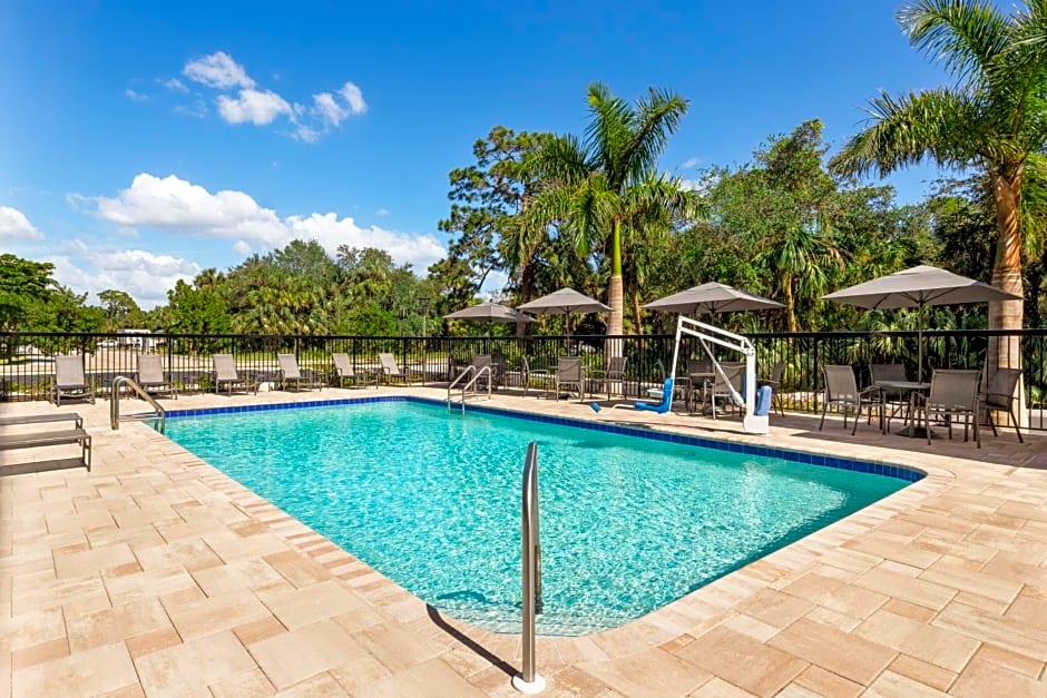 Fairfield by Marriott Inn & Suites Bonita Springs