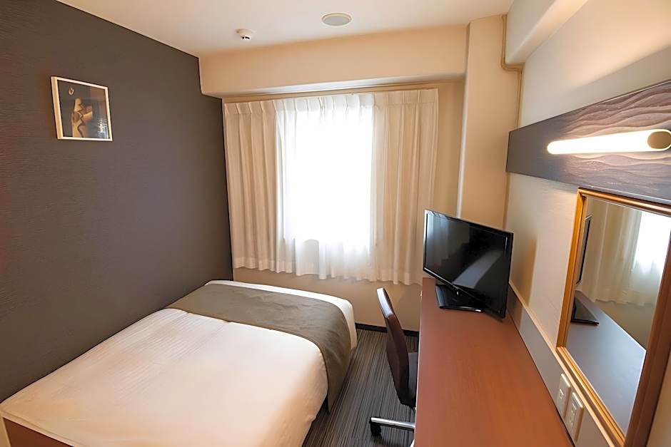 VIA INN SHIN-OSAKA - JR WEST GROUP