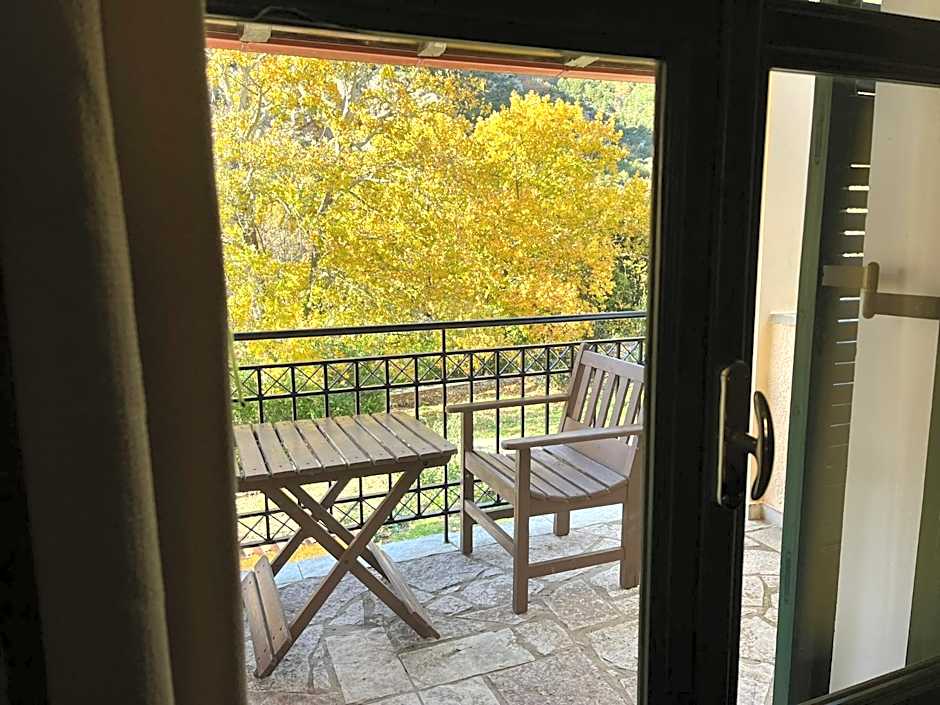 Muntenia Inn Apartments and Suites