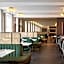 Iceland Parliament Hotel, Curio Collection by Hilton