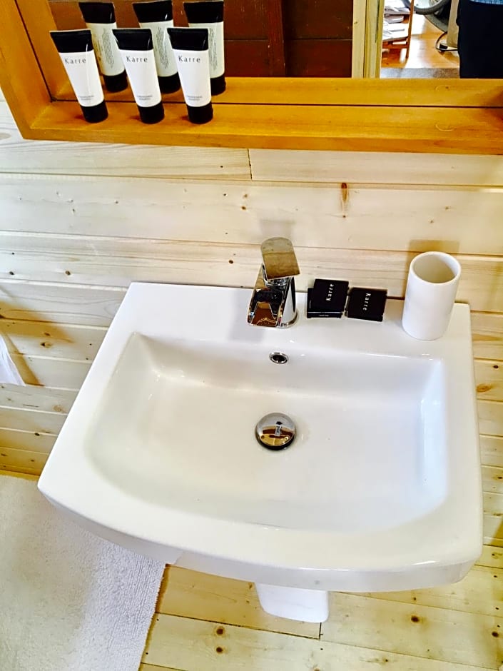 Chalet Superking bed Free Sauna jacuzzi