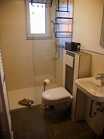 Deluxe Double Room with Shower