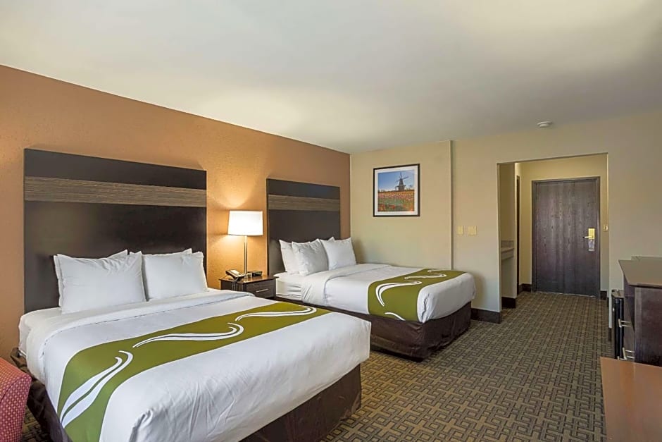 Quality Inn & Suites Holland