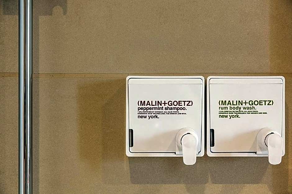 Capri by Fraser Berlin