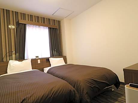 Economy Twin Room - Non-Smoking