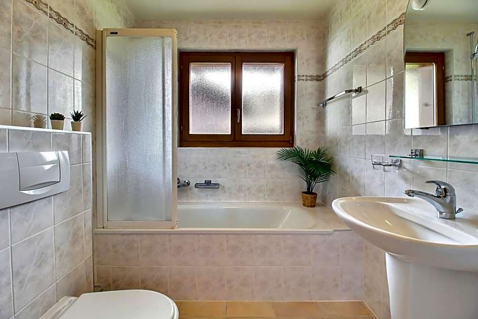 Mossettes 5, penthouse sunny terrasse and sauna