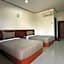 S Hotel