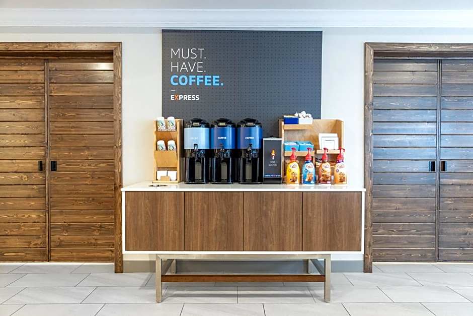 Holiday Inn Express and Suites Missoula By IHG