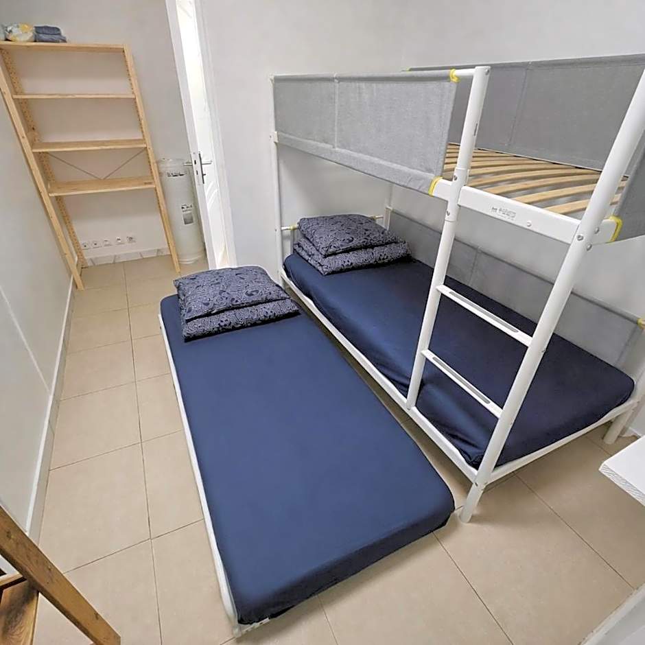 C'est La Vie Korean Style Minbak PARIS