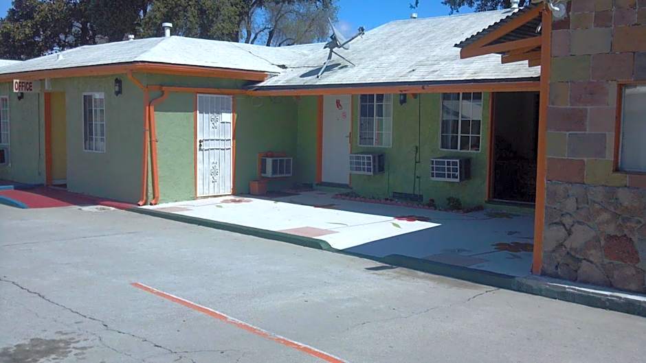 Travel Eagle Inn Motel