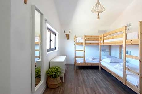 Quadruple Room with Private Bathroom