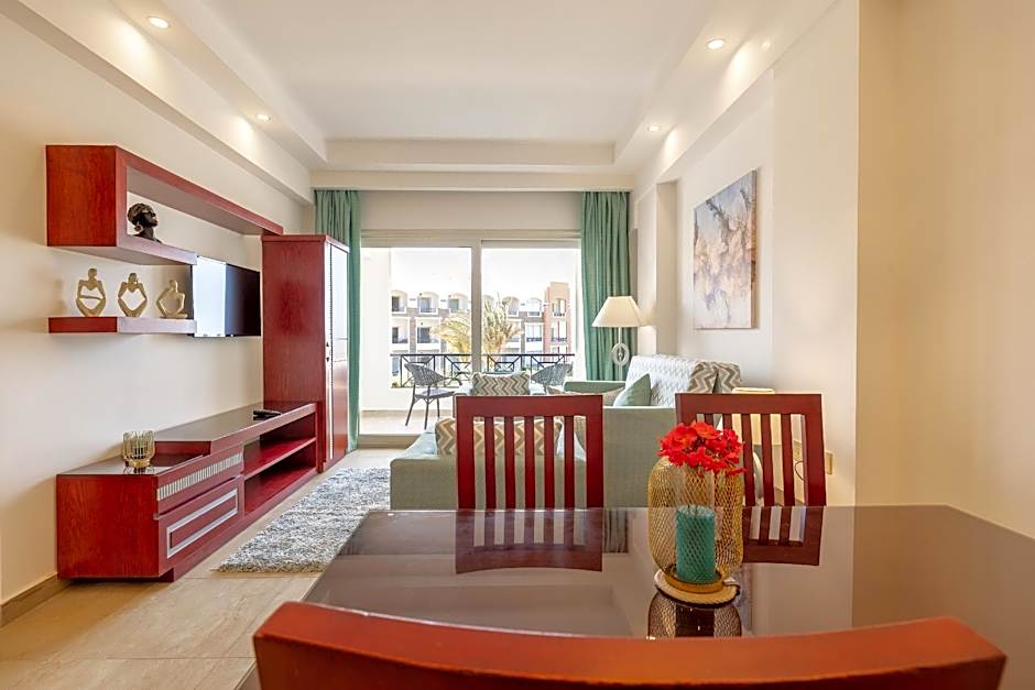 Oyster Bay Beach Suites