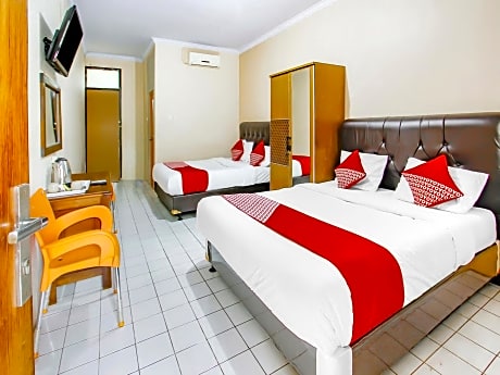 Standard Family Room