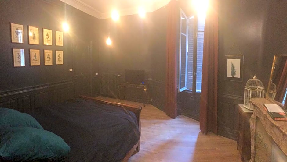 Chambre privée totalement indépendante au c¿ur de la ville