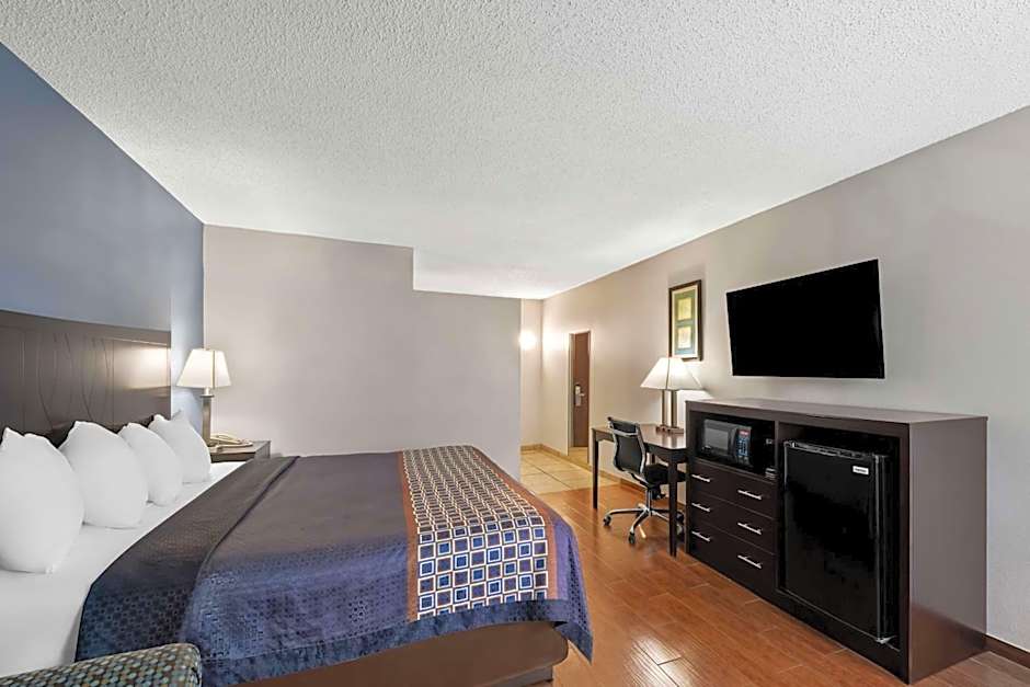 SureStay Plus Hotel by Best Western Lubbock Medical Center