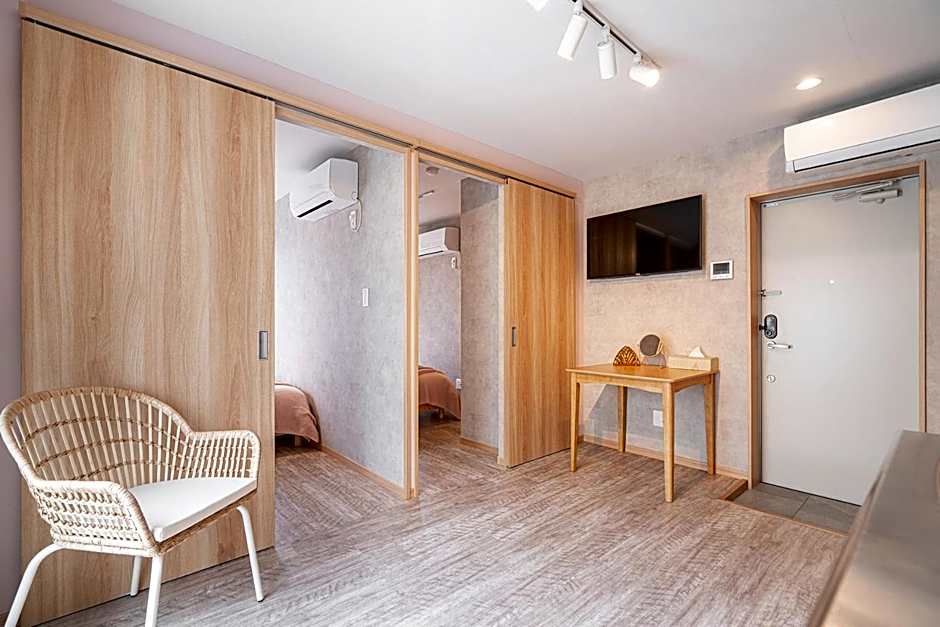 Designed apart ment Yamanote Line Shin-Okubo Sta 3 min walk