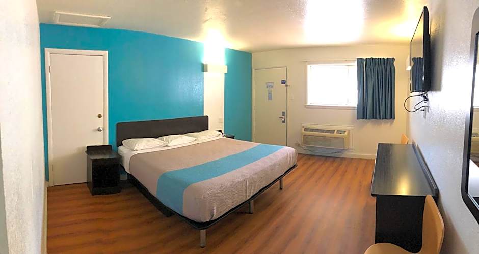 Trade Wind Motel